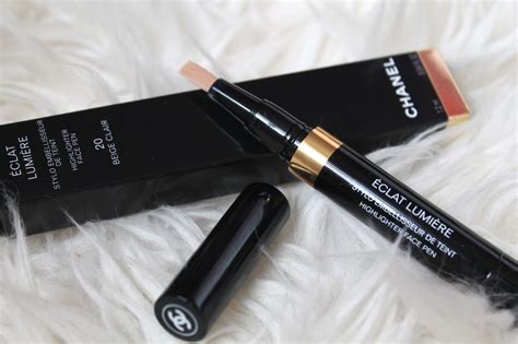 chanel eclat lumiereconfronta|eclat lumiere highlighting pen reviews.